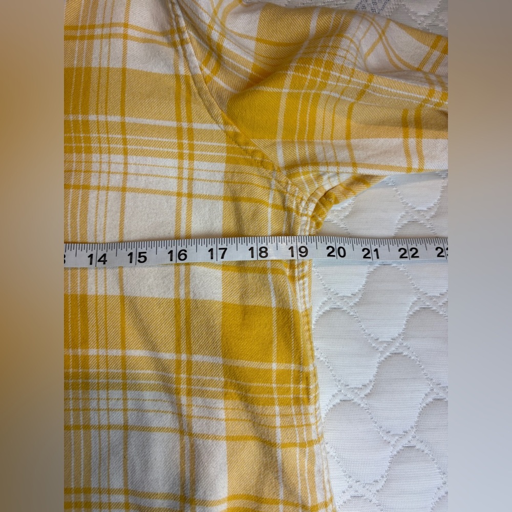 Land’s End yellow and white flannel size 8 - Picture 5 of 6